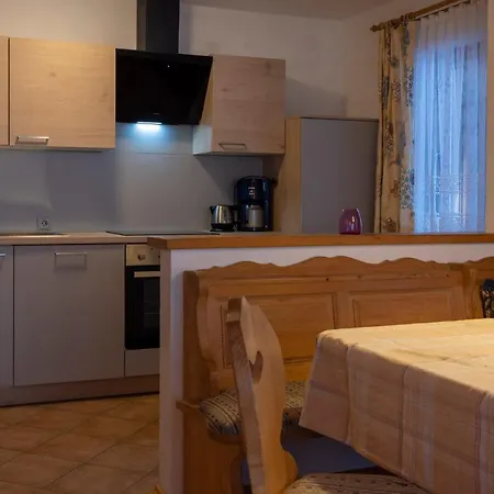 Gaestehaus Strauss Seefeld in Tirol