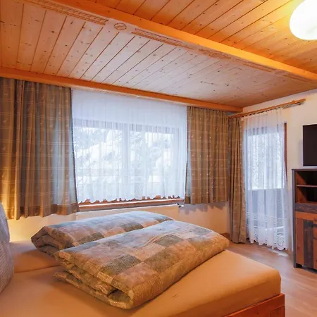 Apartment Gastehaus Strauss Seefeld in Tirol